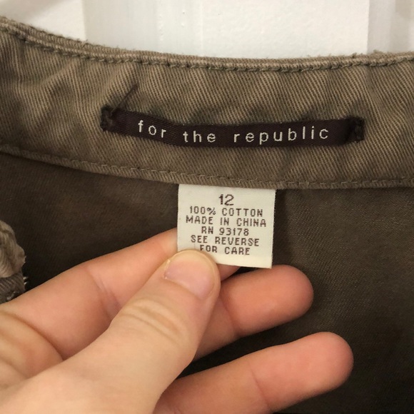 Olive green jacket - Picture 2 of 2